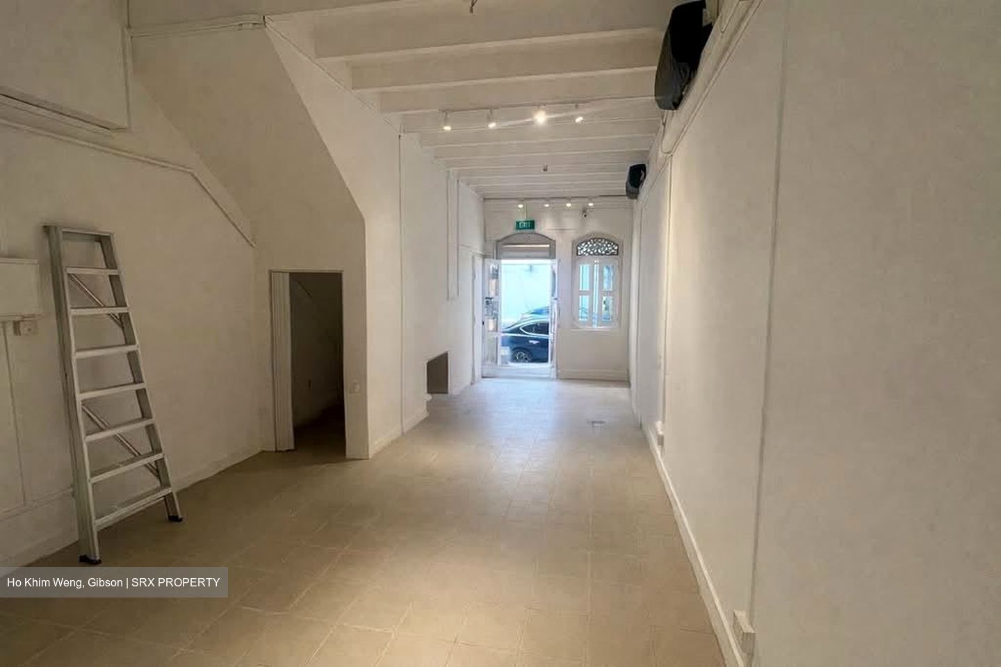 Arab Street (D7), Shop House #573452281
